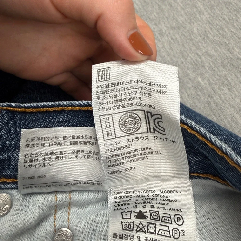 Levis 550 Relaxed Fit Tapered Leg Blue Denim Jeans Mens 38x30 (36x29 Medium Wash